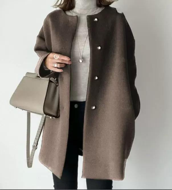 Arianna-Elegante Cappotto dalla linea dritta